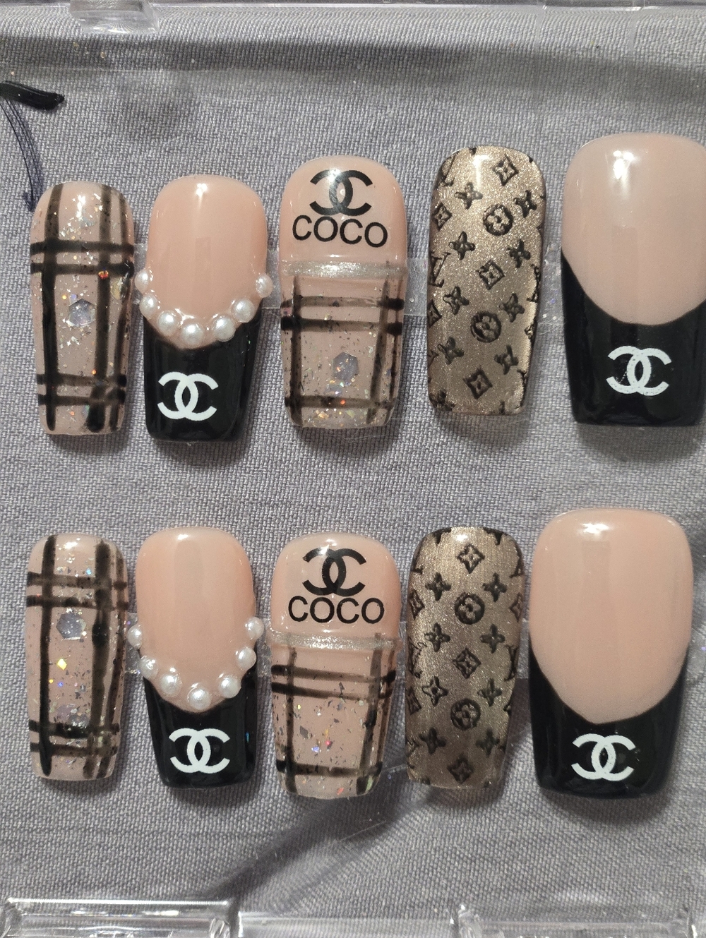 Creative Nude & Black Luxery Inspired Logo Press-On Nails Set